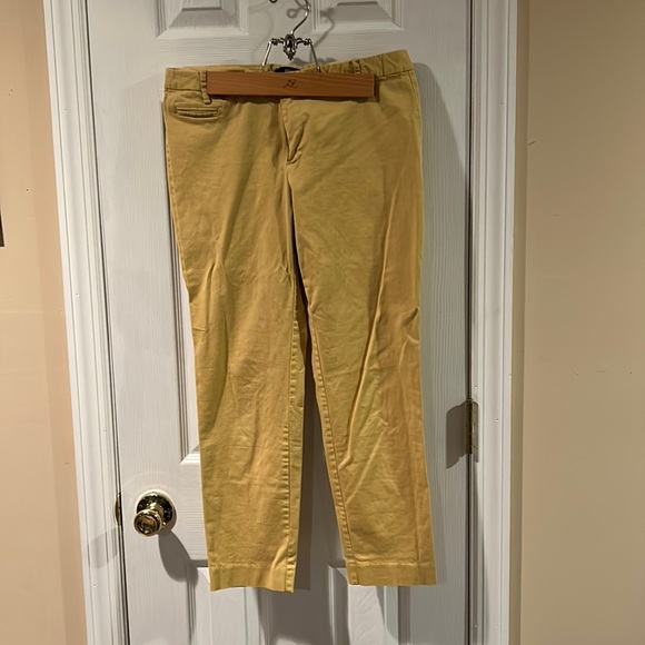Gap yellow cropped khakis size 10 - Picture 1 of 5